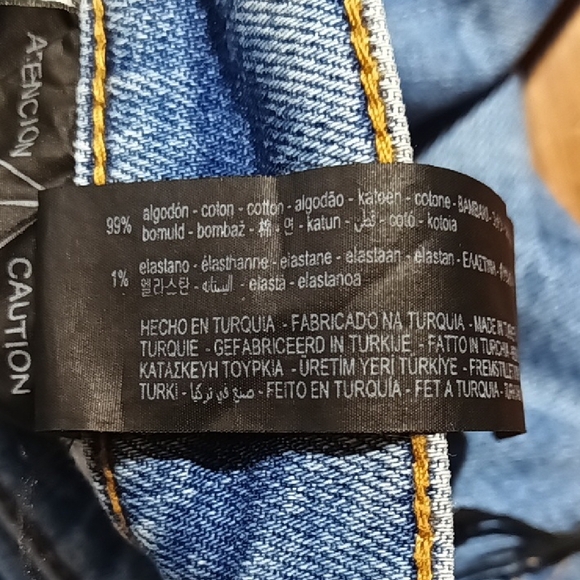 Zara Women's Distressed Valley Blue Slim Boyfriend Jeans Size 6 - Picture 12 of 13